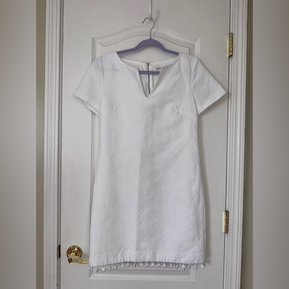 Trina Turk White Textured Shift Dress Pom Pom Hem Size 6